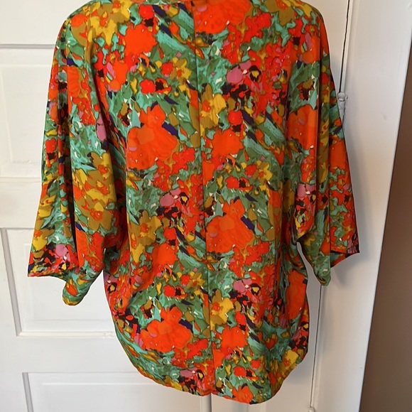 Chacha vente PL, multi color, polyester, top, good condition - Picture 2 of 3